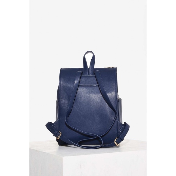 Nasty Gal Minimal Effort Vegan Leather Backpack - Picture 3 of 3